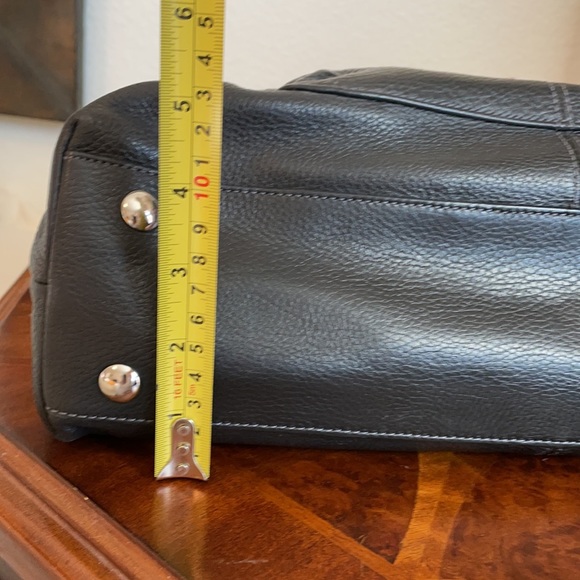 Coach F19044 Penelope HandBag Black Leather - Picture 4 of 11